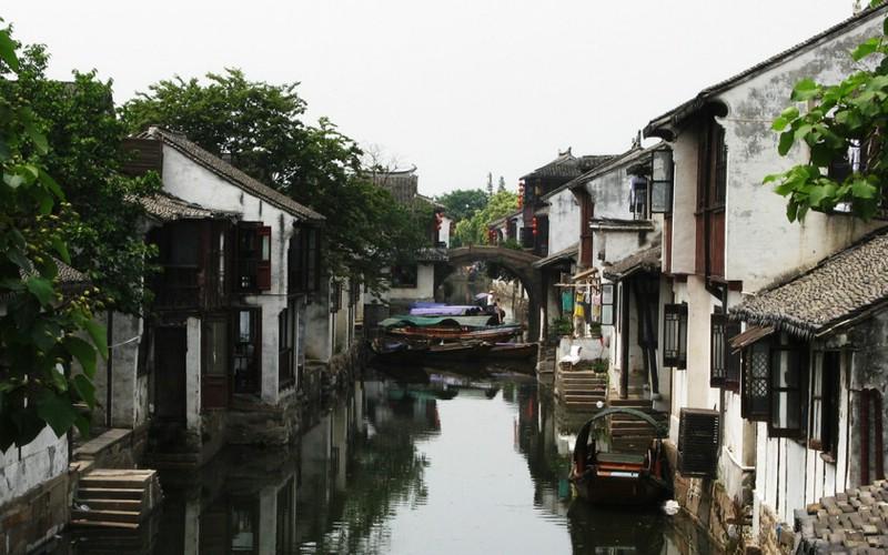 PS8.0钢笔画上去的怎么让画出来的线条变形啊？游戏画面