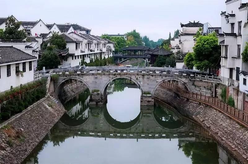 紫色魔法师守城中文版